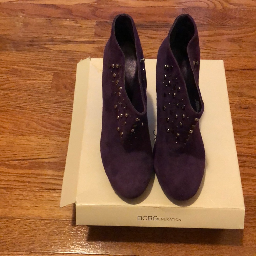 Stylish BCBG purple boots w/ studs